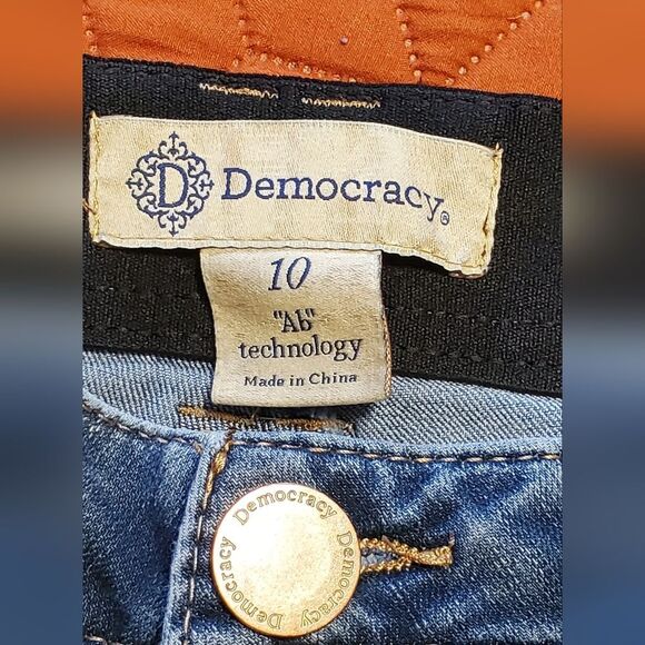 Democracy  - Ab Technology Jeans - Size 10 - Picture 4 of 5